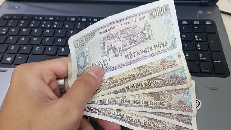 Pasted 58 Nằm mơ thấy người ta cho tiền đánh số gì khi được cho toàn tiền lẻ?